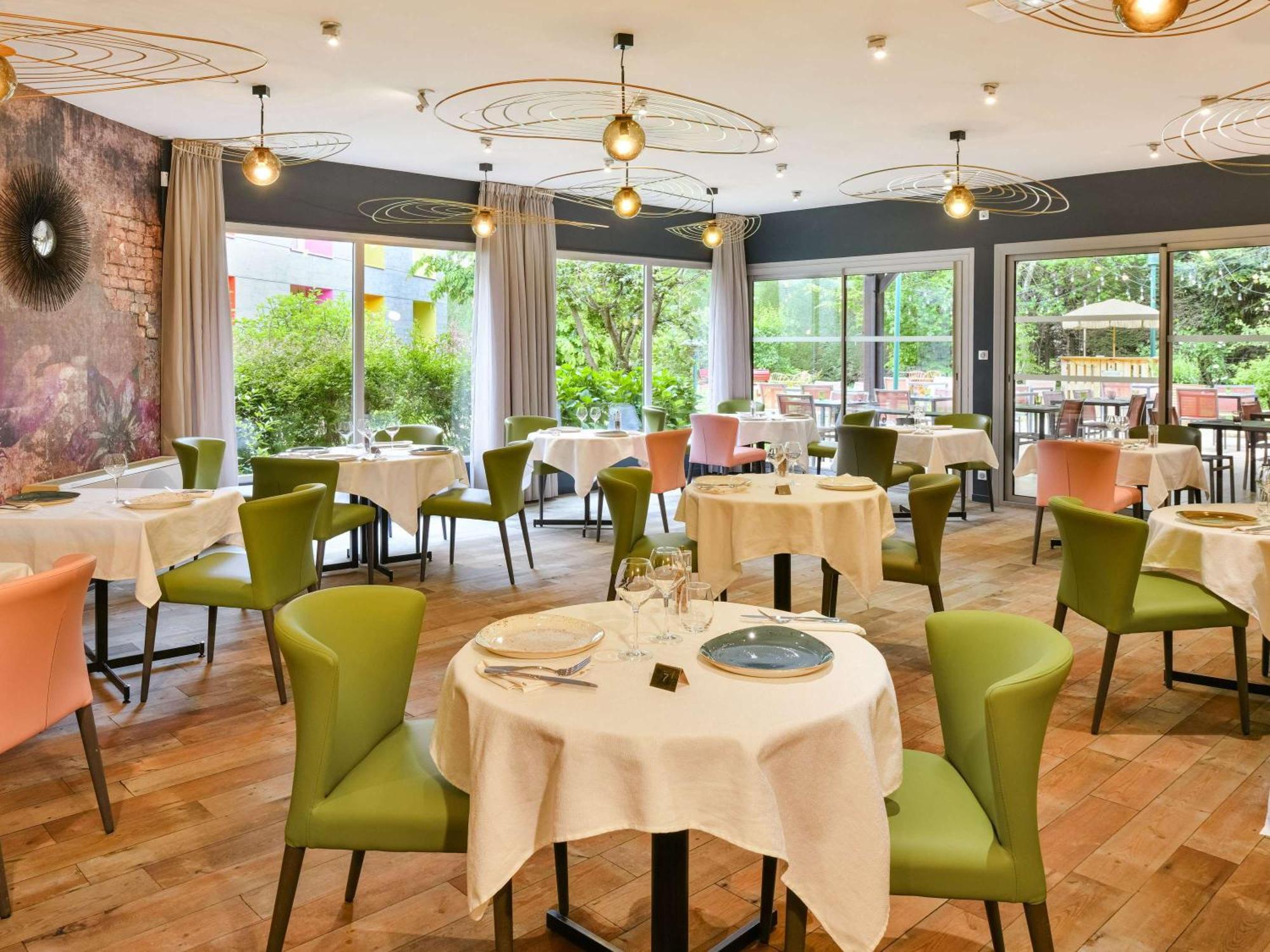 Mercure Bourg En Bresse Exterior photo